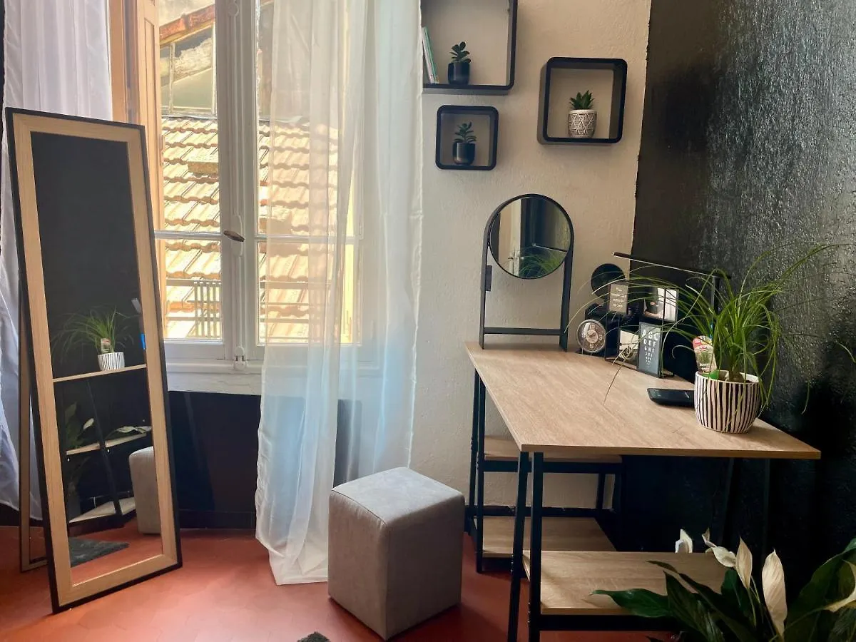 Appartement L'Univers du possible / Parking / Centre à 100 m à Avignon France